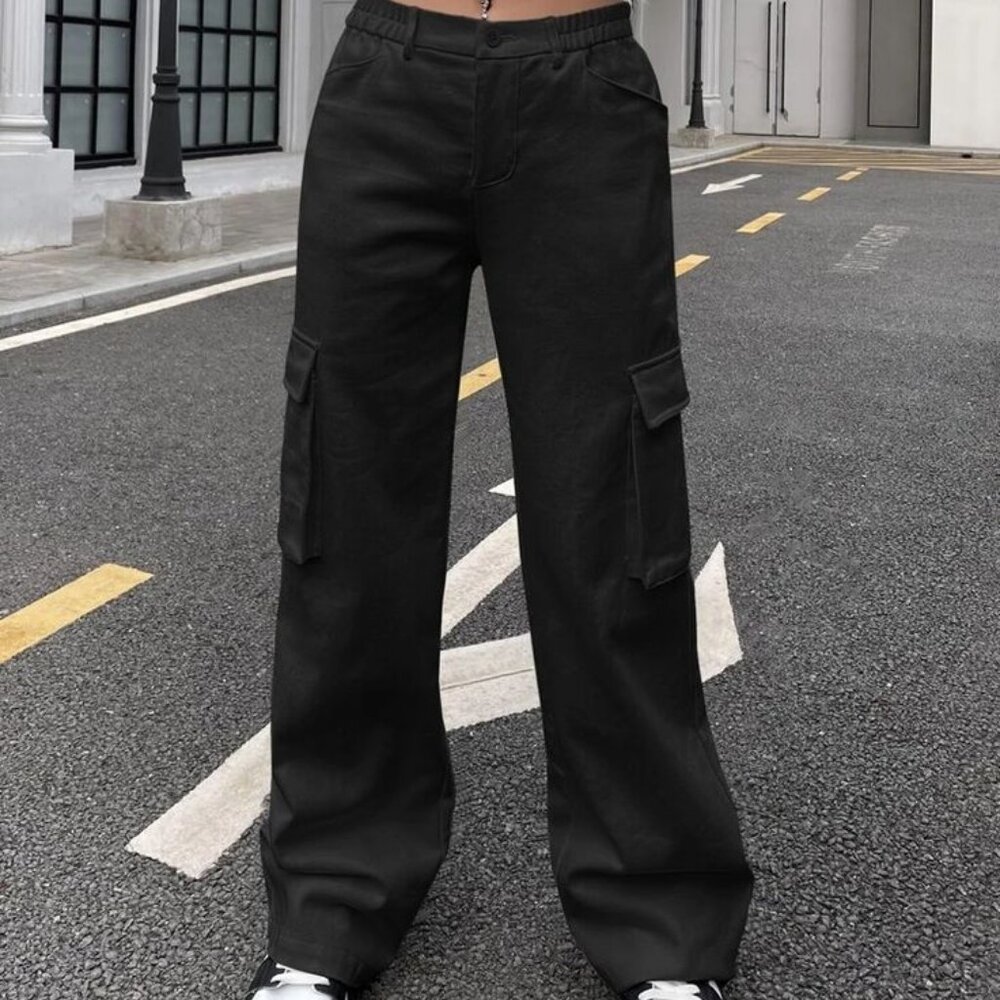 NWT | Versatile Straight-Leg Flap Pocket Cotton Cargo Pants | Black | Size 6